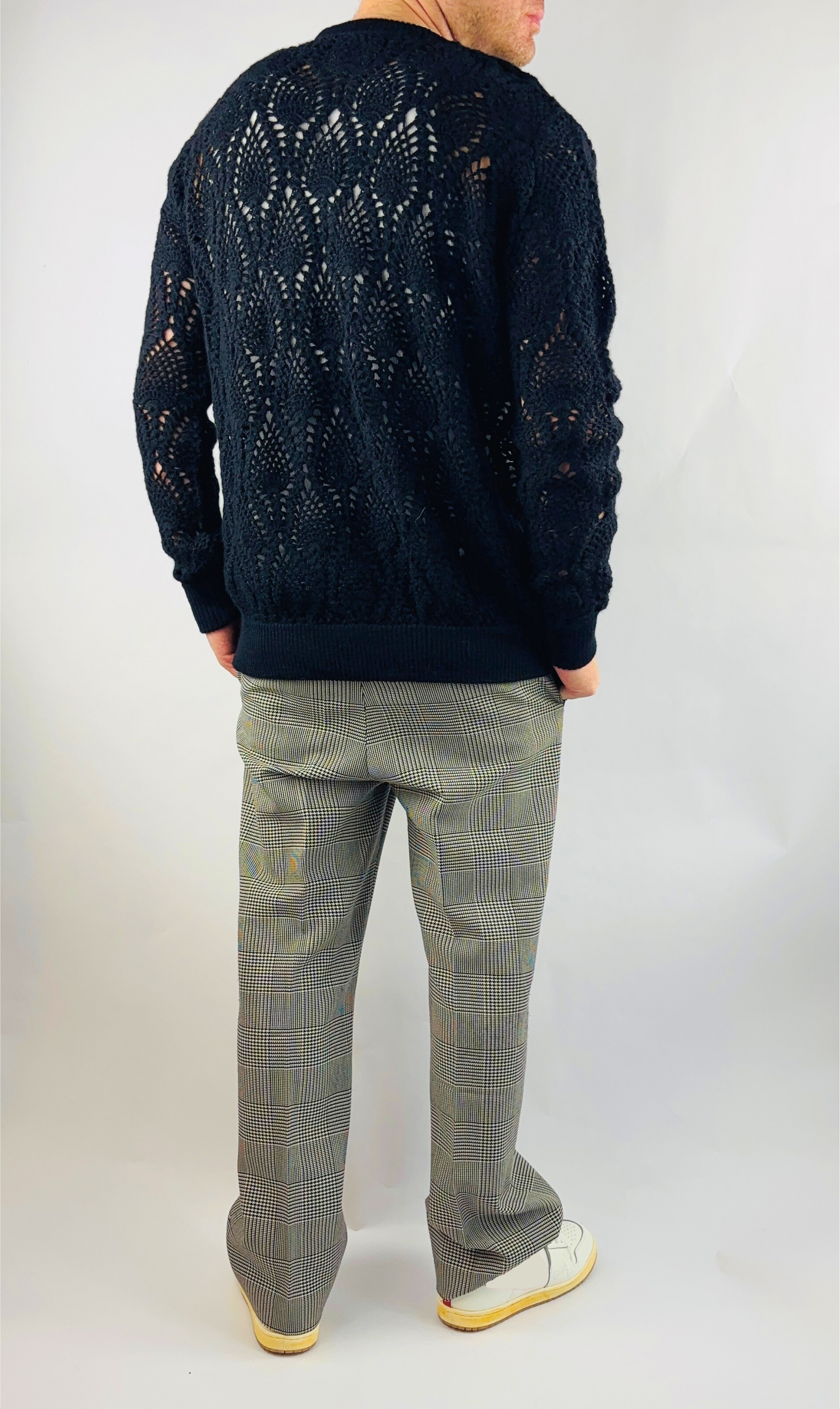 Crochet Pullover Regular Fit in Schwarz Rundhalsausschnitt