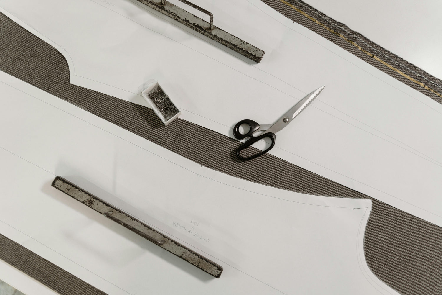 Die perfekte Passform: Slim Fit, Straight Fit & Baggy Fit – welche Hose passt zu dir?