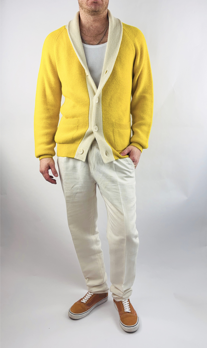 Strickjacke Regular Fit in Gelb Schalkragen